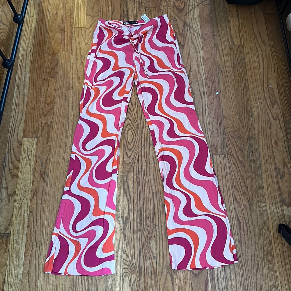 Zara flared pants. 70’s swirl pants.